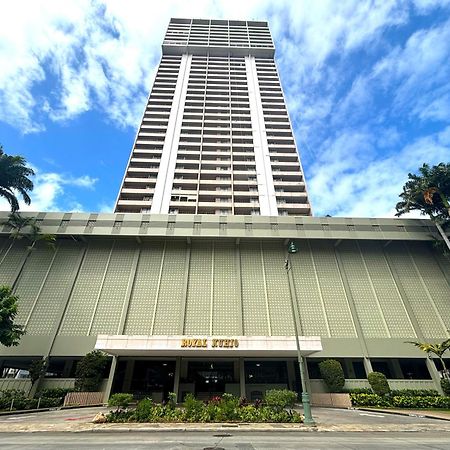 فيلا هونولولوفي Royal Kuhio 1812 - 1Br With Partial Ocean View In The Heart Of Waikiki With Free Parking! المظهر الخارجي الصورة